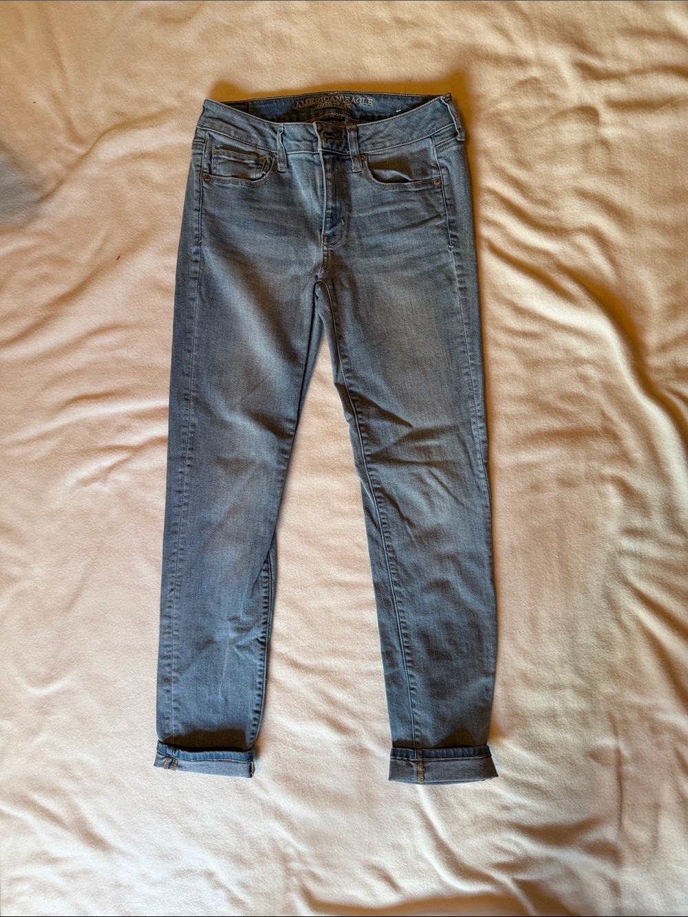 American Eagle Outfitters Women's light wash Skinny Jeans